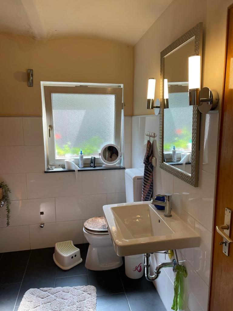 Gaestehaus Linden -Zweibettzimmer Kültér fotó